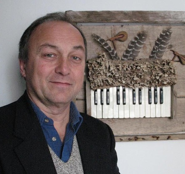 Paul Nolan, MCAT ’82, MT-BC, LPC, is an alumnus, adjunct associate professor and retired director of the music therapy program at Drexel University.
